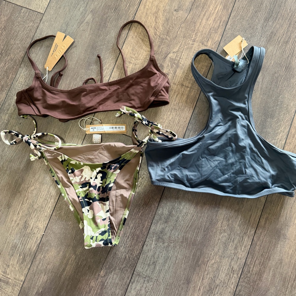 SKIMS SWIM LOT  of 3 size Small